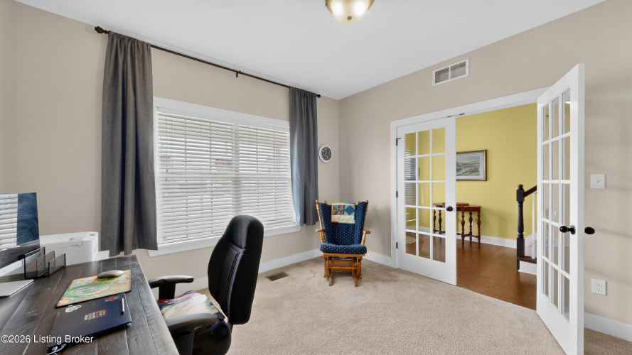 Listing Image 6