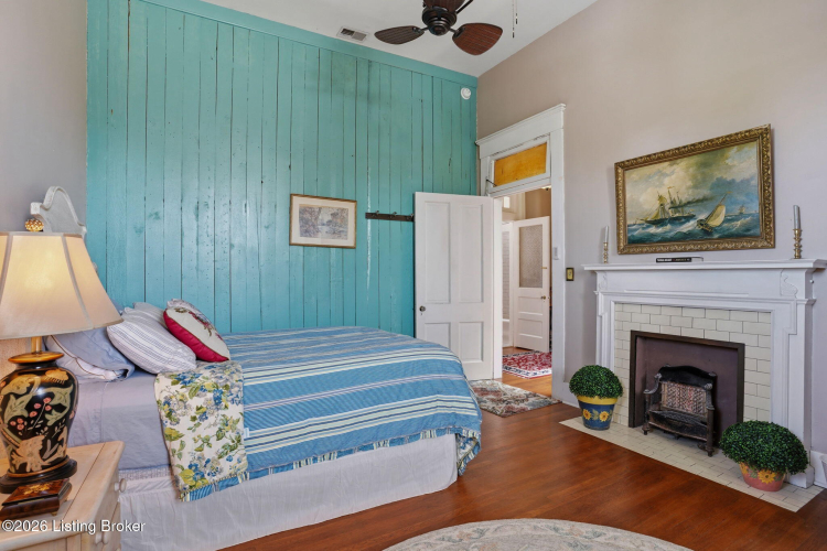 Listing Image 52