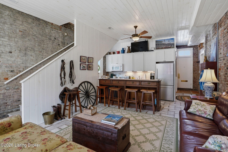 Listing Image 66