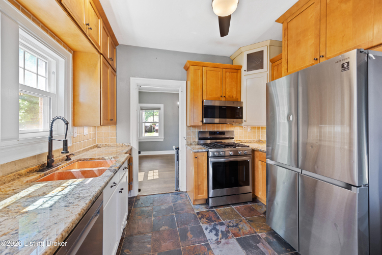Listing Image 13