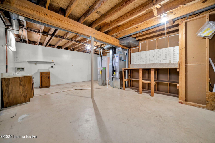 Listing Image 42