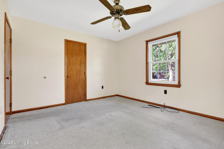 Listing Image 29