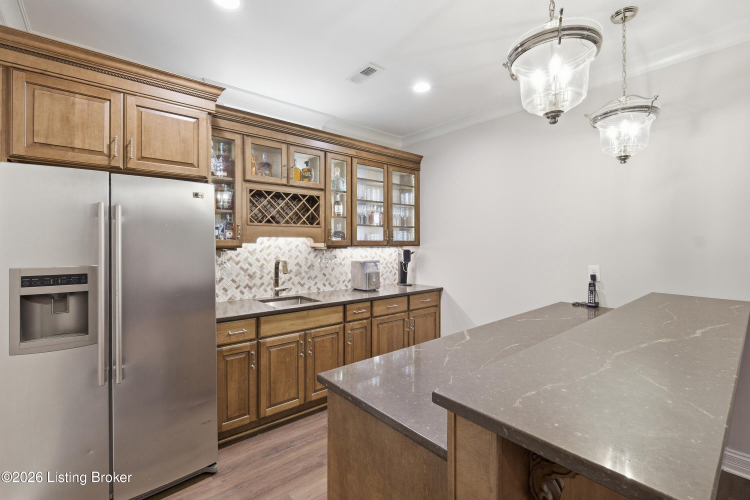 Listing Image 54