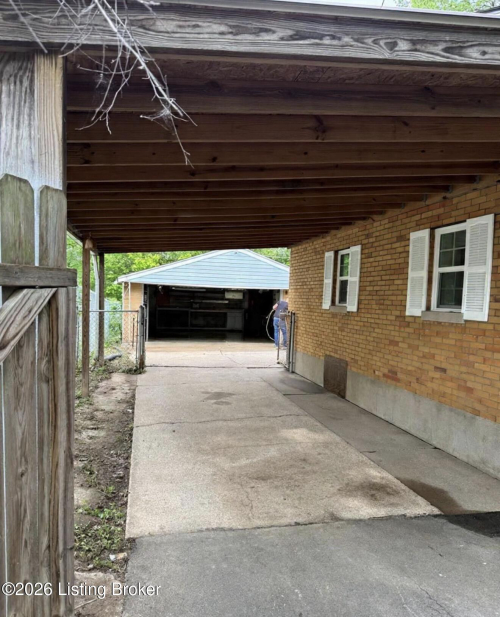 Listing Image 33