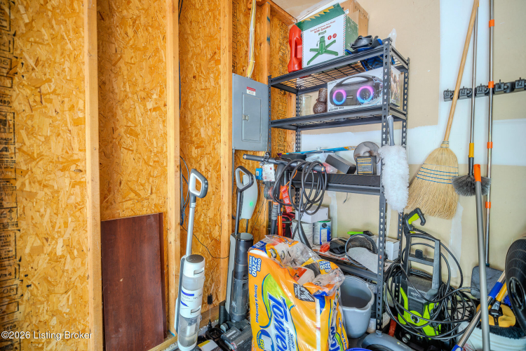Listing Image 42