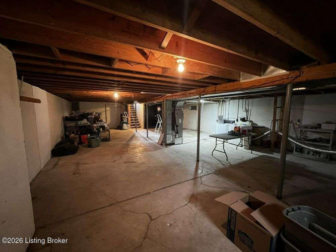 Listing Image 20