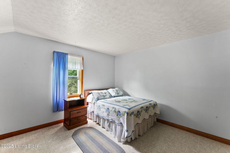 Listing Image 52