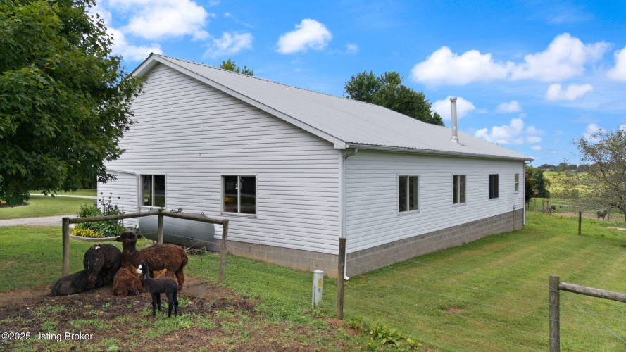 Listing Image 71