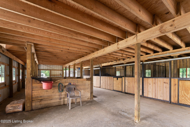 Listing Image 83