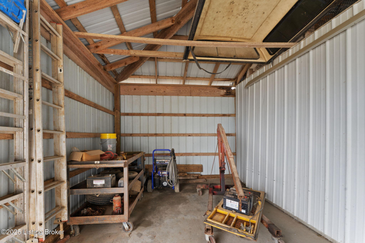 Listing Image 85