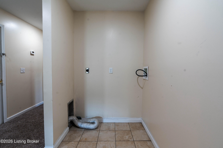 Listing Image 40