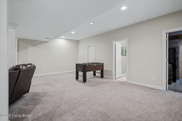 Listing Image 73