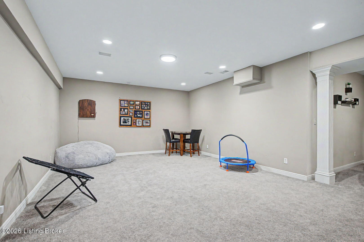 Listing Image 74