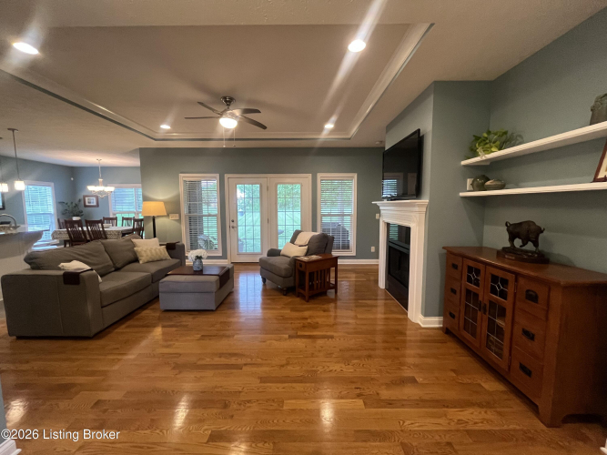 Listing Image 14