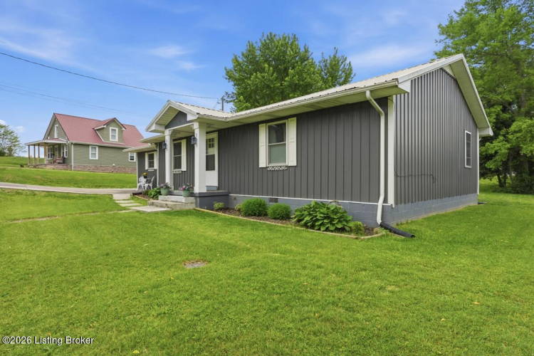 Listing Image 17