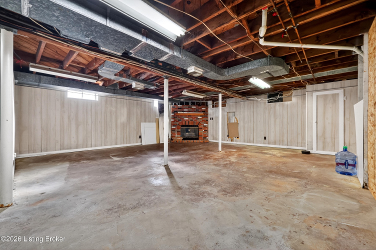Listing Image 29
