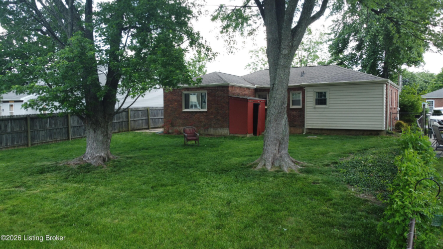 Listing Image 11