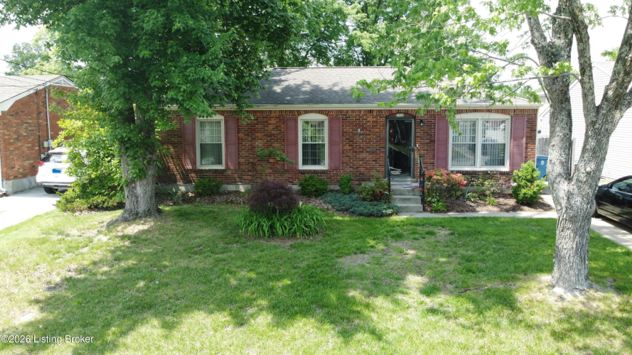 Listing Image 4