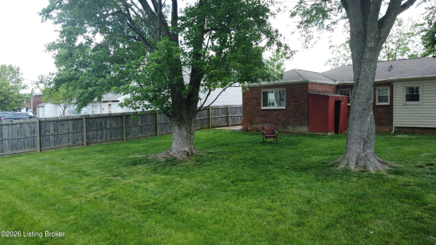 Listing Image 10