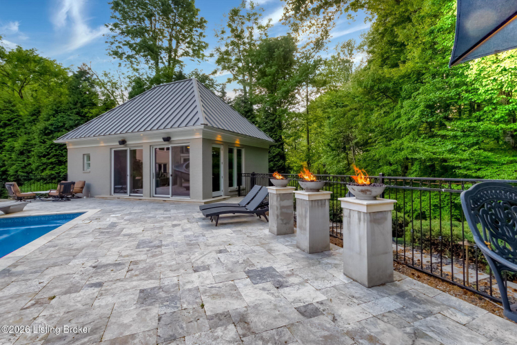 Listing Image 125