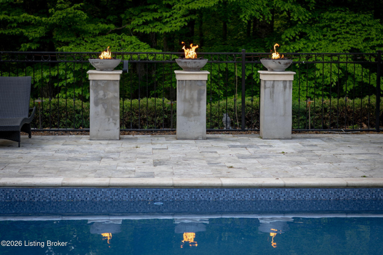 Listing Image 126