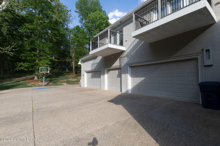 Listing Image 135