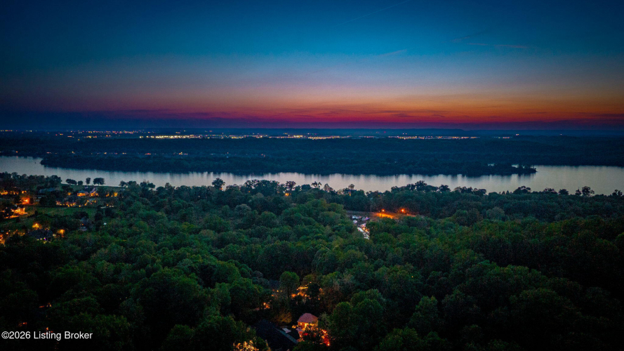 Listing Image 142