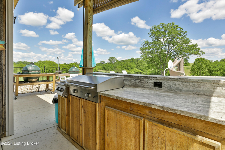Listing Image 53
