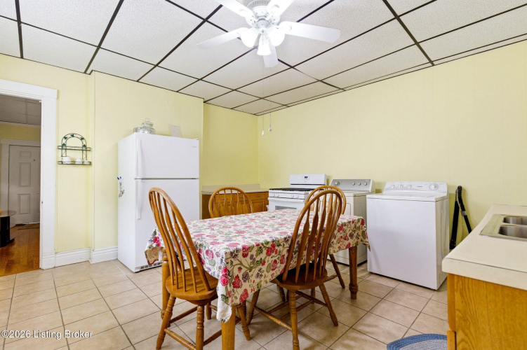 Listing Image 20