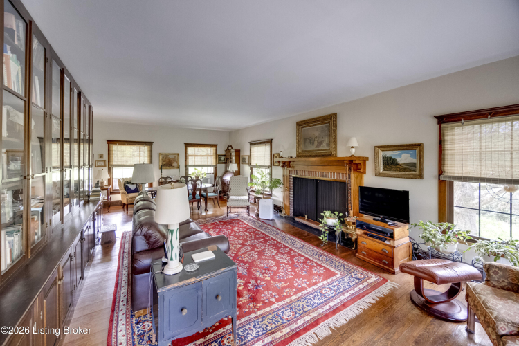 Listing Image 17