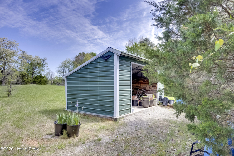 Listing Image 76