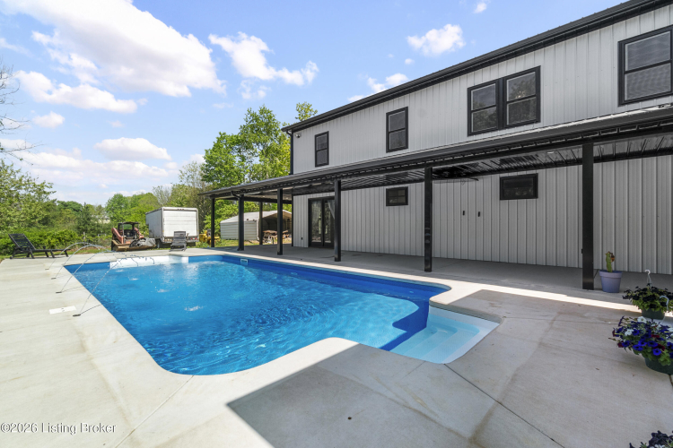 Listing Image 57