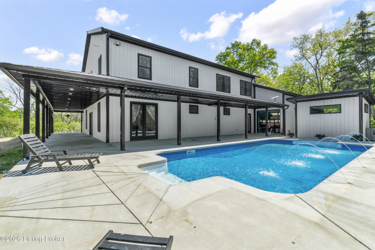 Listing Image 59