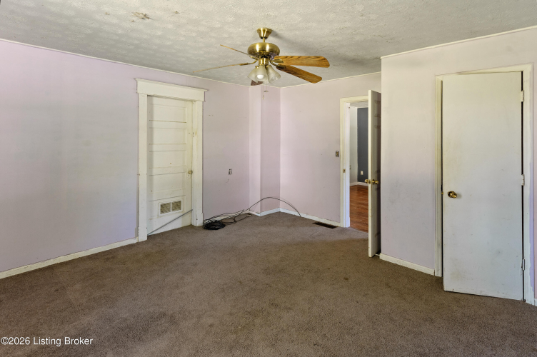 Listing Image 26