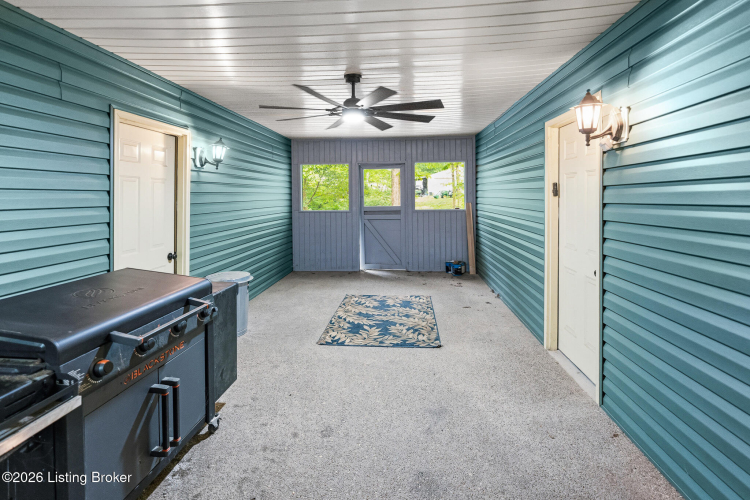 Listing Image 63