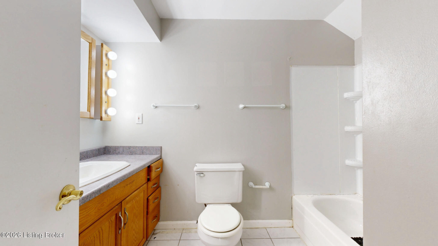 Listing Image 17