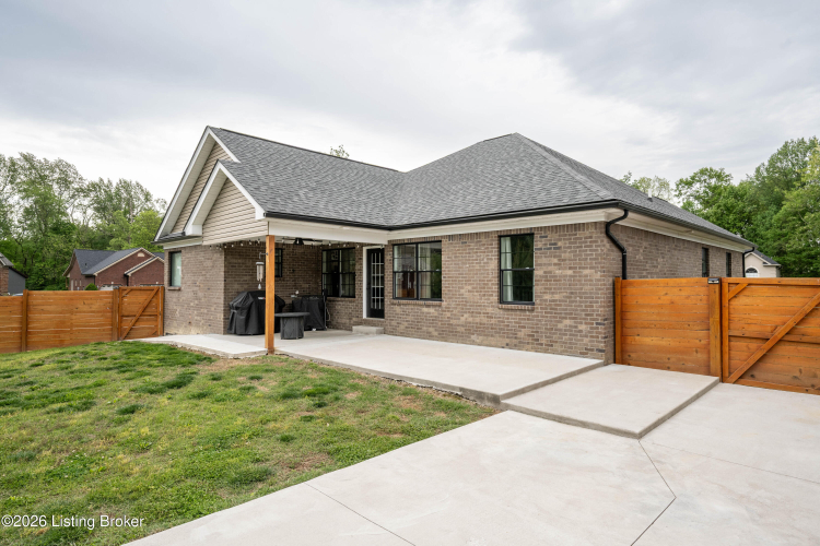 Listing Image 42