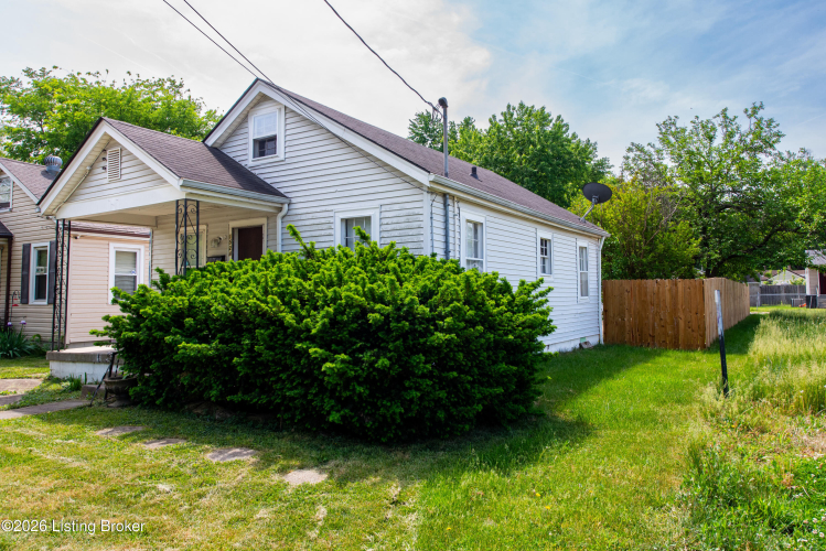 Listing Image 3