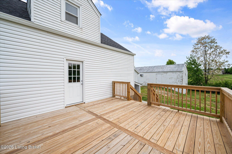 Listing Image 6