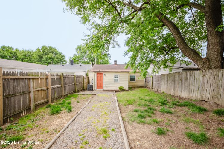 Listing Image 15