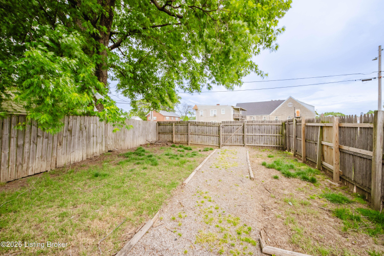 Listing Image 16