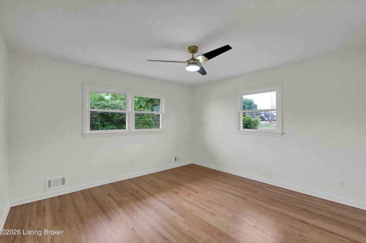 Listing Image 53