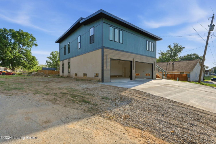 Listing Image 58