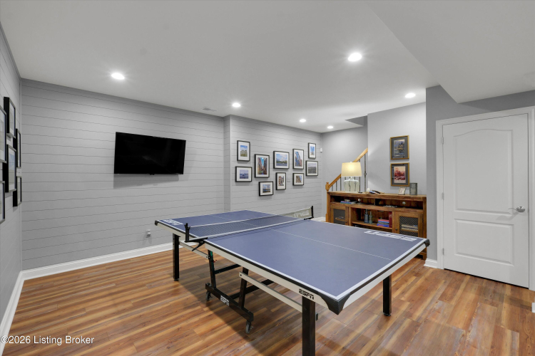Listing Image 56