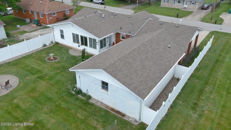 Listing Image 24