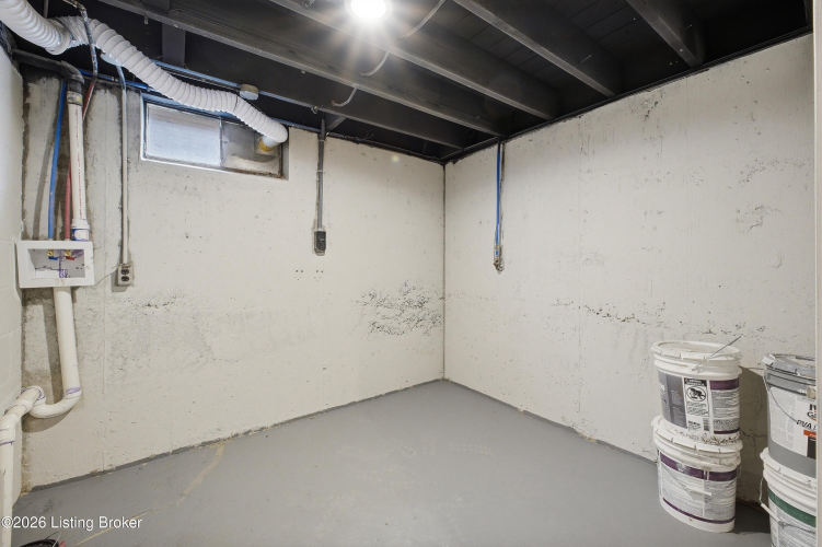 Listing Image 30
