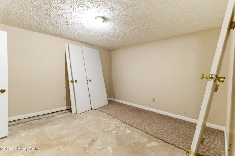Listing Image 39