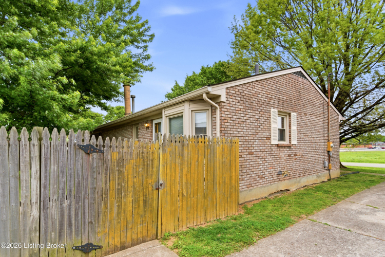 Listing Image 53