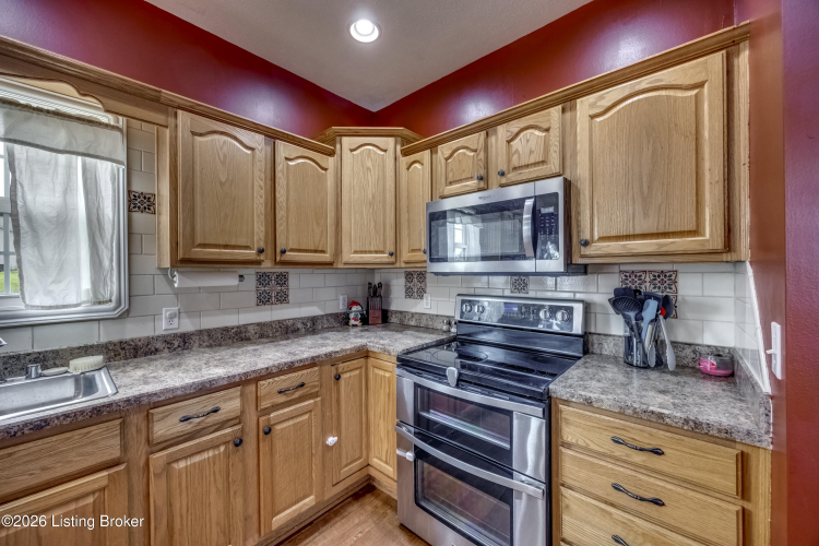 Listing Image 15