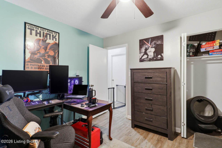Listing Image 18